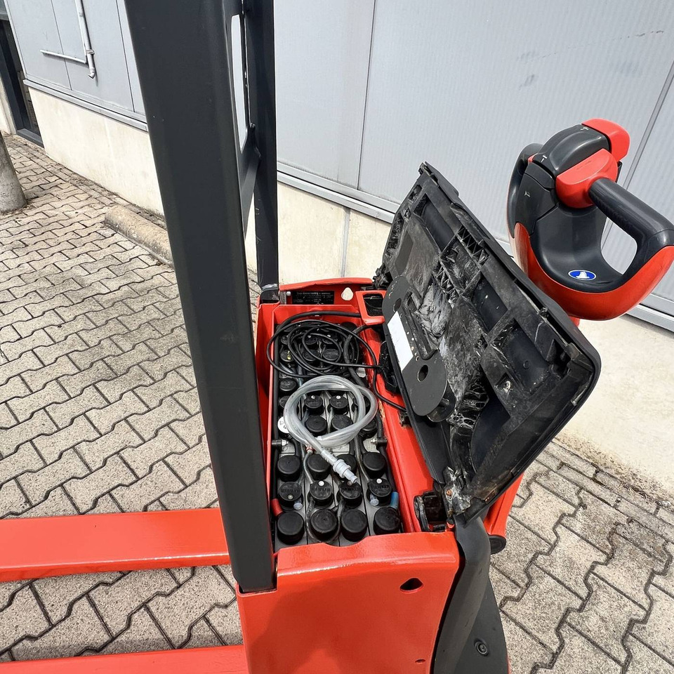 Linde T16 (1152) - משאית משטחים: תמונה 5 Linde T16 (1152) - משאית משטחים: תמונה 5