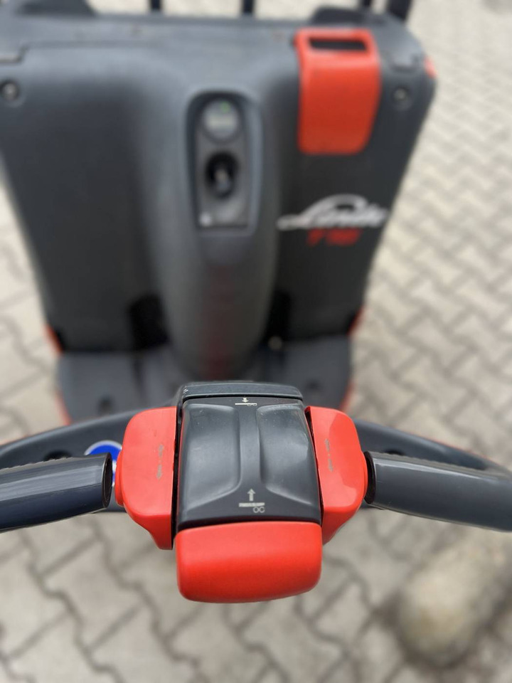 Linde T16 (1152) - משאית משטחים: תמונה 4 Linde T16 (1152) - משאית משטחים: תמונה 4