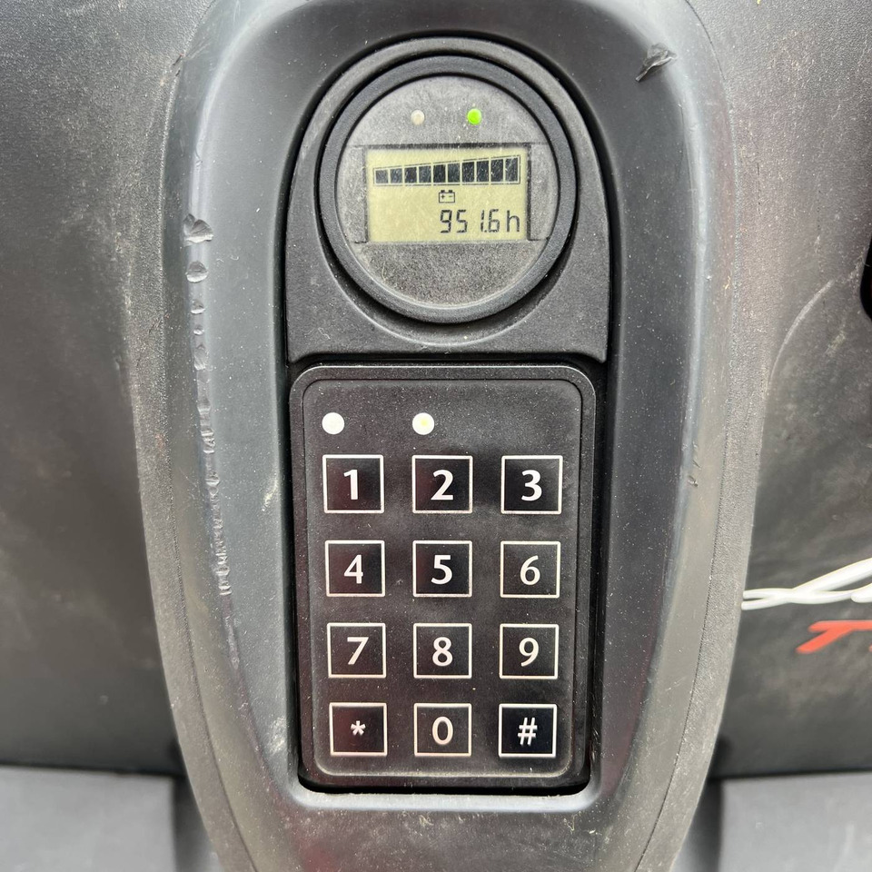 Linde T16 (1152) - משאית משטחים: תמונה 4 Linde T16 (1152) - משאית משטחים: תמונה 4