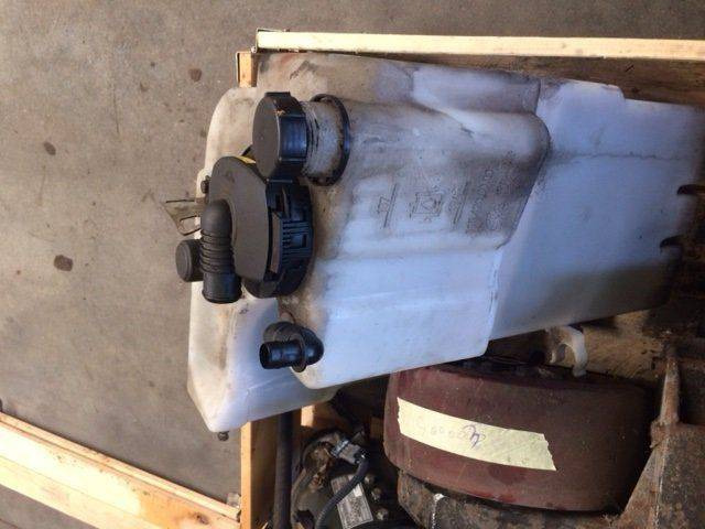 Oil Tank for Linde R14-20, Series 115, 115-C - מכל הידרולי עבור ציוד לטיפול בחומרים: תמונה 2 Oil Tank for Linde R14-20, Series 115, 115-C - מכל הידרולי עבור ציוד לטיפול בחומרים: תמונה 2