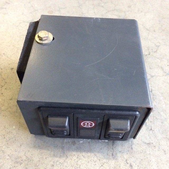 Operating unit for Linde H50-80, Series 353-02 - מנוע וחלקים עבור ציוד לטיפול בחומרים: תמונה 1 Operating unit for Linde H50-80, Series 353-02 - מנוע וחלקים עבור ציוד לטיפול בחומרים: תמונה 1