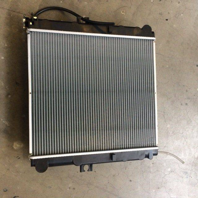 Radiator for Caterpillar - רדיאטור עבור ציוד לטיפול בחומרים: תמונה 1 Radiator for Caterpillar - רדיאטור עבור ציוד לטיפול בחומרים: תמונה 1
