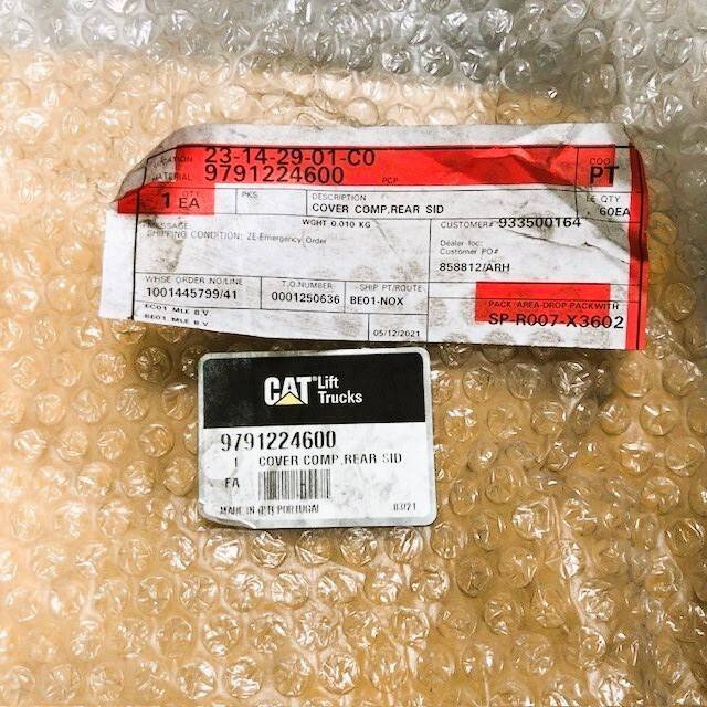 Rear cover for Caterpillar - גוף וחלק חיצוני עבור ציוד לטיפול בחומרים: תמונה 4 Rear cover for Caterpillar - גוף וחלק חיצוני עבור ציוד לטיפול בחומרים: תמונה 4