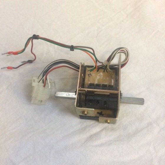 Sensor, Driving direction switch for Caterpillar - מערכת חשמל עבור ציוד לטיפול בחומרים: תמונה 4 Sensor, Driving direction switch for Caterpillar - מערכת חשמל עבור ציוד לטיפול בחומרים: תמונה 4