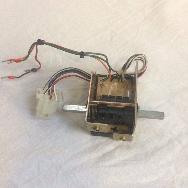 Sensor, Driving direction switch for Caterpillar - מתג עמוד היגוי עבור ציוד לטיפול בחומרים: תמונה 2 Sensor, Driving direction switch for Caterpillar - מתג עמוד היגוי עבור ציוד לטיפול בחומרים: תמונה 2