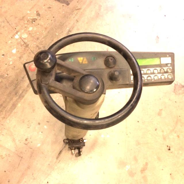 Steering column for Still R60-30 - עמודת היגוי עבור ציוד לטיפול בחומרים: תמונה 1 Steering column for Still R60-30 - עמודת היגוי עבור ציוד לטיפול בחומרים: תמונה 1
