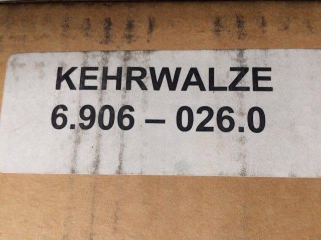 Sweeping Roller - מטאטא עבור מכונת ניקוי: תמונה 3 Sweeping Roller - מטאטא עבור מכונת ניקוי: תמונה 3