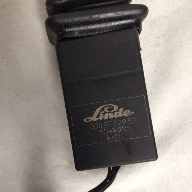 Switch for Linde E14-20-02, Series 335-02 - מתג עמוד היגוי עבור ציוד לטיפול בחומרים: תמונה 2 Switch for Linde E14-20-02, Series 335-02 - מתג עמוד היגוי עבור ציוד לטיפול בחומרים: תמונה 2