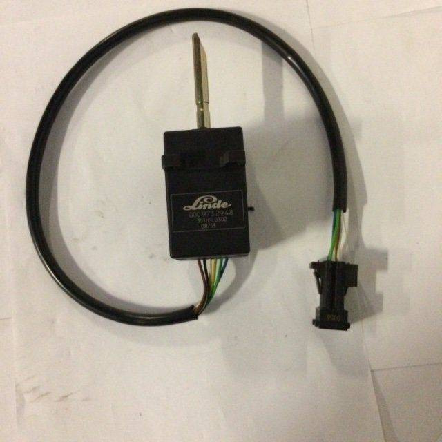 Switch for Linde - מתג עמוד היגוי עבור ציוד לטיפול בחומרים: תמונה 1 Switch for Linde - מתג עמוד היגוי עבור ציוד לטיפול בחומרים: תמונה 1