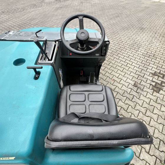 Tennant S20 - מטאטא תעשייתי: תמונה 5 Tennant S20 - מטאטא תעשייתי: תמונה 5