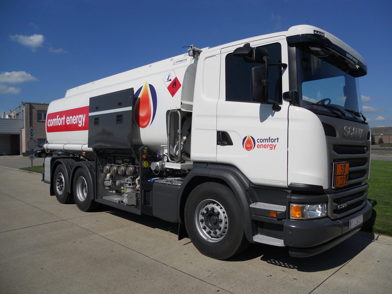 SCANIA G370 - משאית מכל: תמונה 3 SCANIA G370 - משאית מכל: תמונה 3