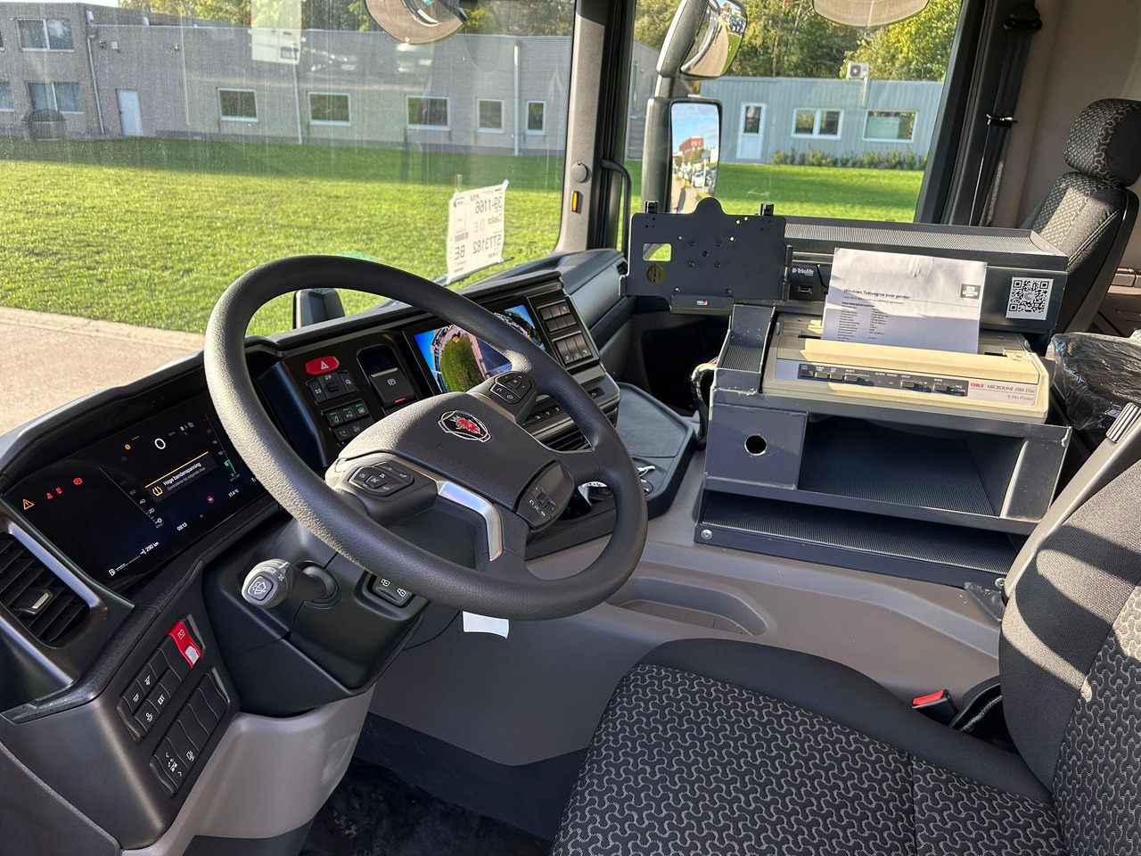 SCANIA P370 - משאית מכל: תמונה 3 SCANIA P370 - משאית מכל: תמונה 3