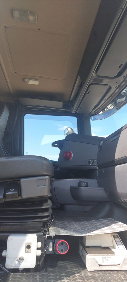 SCANIA - משאית מכל: תמונה 3 SCANIA - משאית מכל: תמונה 3