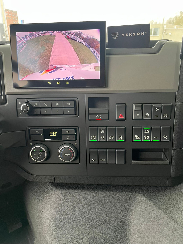 VOLVO FM380 - משאית מכל: תמונה 4 VOLVO FM380 - משאית מכל: תמונה 4