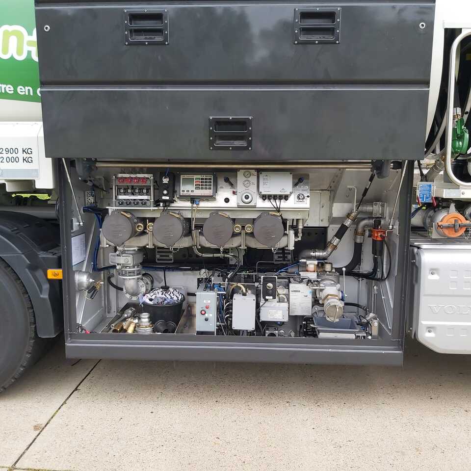 משאית מכל VOLVO FM430HP: תמונה 13