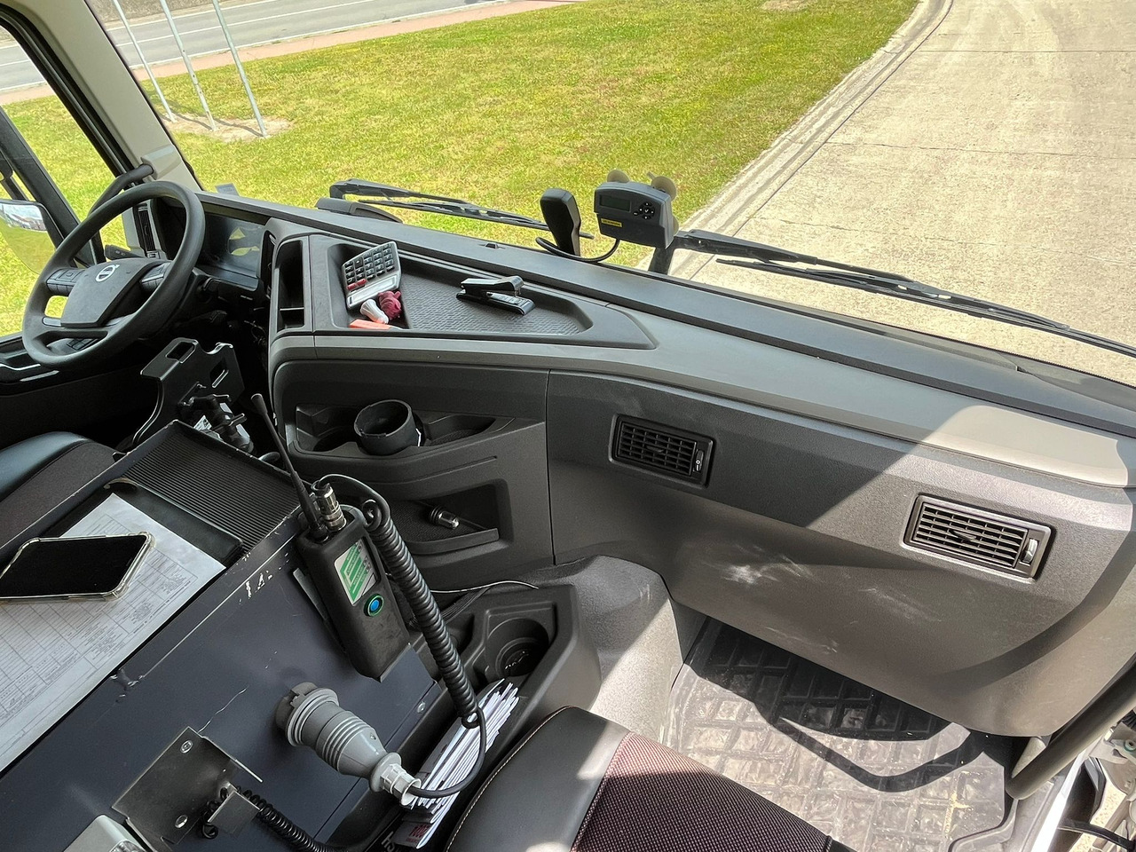 VOLVO FM - משאית מכל: תמונה 2 VOLVO FM - משאית מכל: תמונה 2