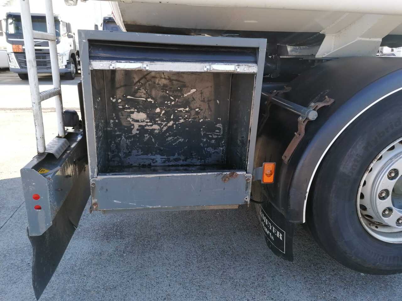 Volvo FMFH - משאית מכל: תמונה 4 Volvo FMFH - משאית מכל: תמונה 4