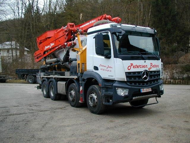 Mercedes-Benz AROCS 3240 - משאית מערבלת בטון: תמונה 2 Mercedes-Benz AROCS 3240 - משאית מערבלת בטון: תמונה 2