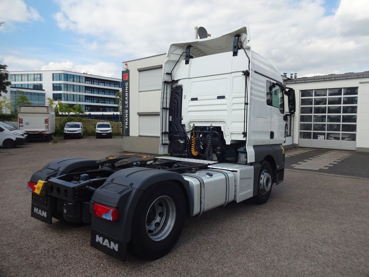 יחידת טרקטור MAN 3 x TGX 18.470, XLX, Intarder,  ACC, 2 Tank: תמונה 8