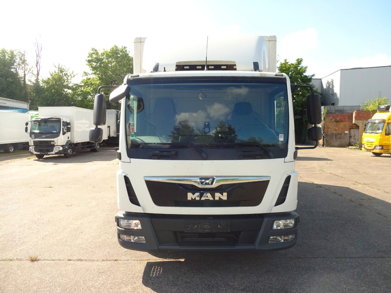 MAN MAN TGL 8.190, Koffer, LBW, Kamera, Luft, AHK - משאית תיבה: תמונה 2 MAN MAN TGL 8.190, Koffer, LBW, Kamera, Luft, AHK - משאית תיבה: תמונה 2