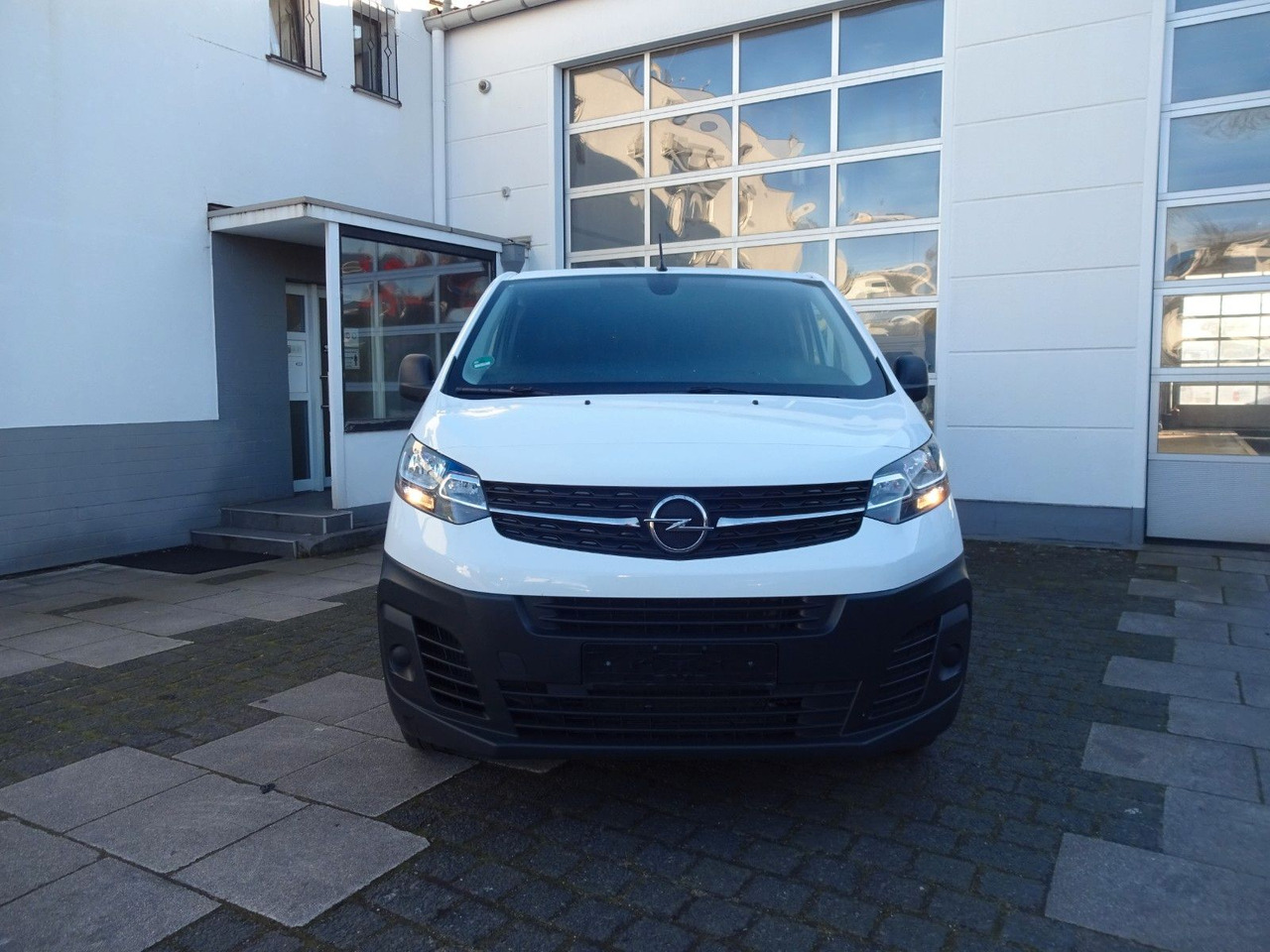 Opel Opel 5 x Vivaro Kasten L1H1, Klima, PDC, - כלי רכב מסחרי קטן: תמונה 4 Opel Opel 5 x Vivaro Kasten L1H1, Klima, PDC, - כלי רכב מסחרי קטן: תמונה 4
