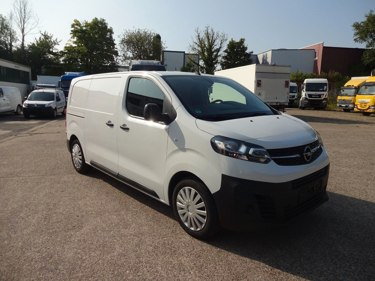 Opel Vivaro Kasten L1H1, Klima, PDC, - כלי רכב מסחרי קטן: תמונה 3 Opel Vivaro Kasten L1H1, Klima, PDC, - כלי רכב מסחרי קטן: תמונה 3
