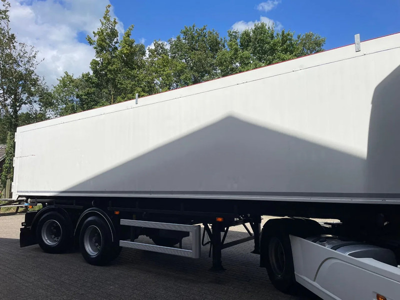 Bulthuis 42m3 Sluiskipper/Schleuse/Silo/Blaaskipper stuuras 3 vakken - סמיטריילר עם מזהיר: תמונה 4 Bulthuis 42m3 Sluiskipper/Schleuse/Silo/Blaaskipper stuuras 3 vakken - סמיטריילר עם מזהיר: תמונה 4