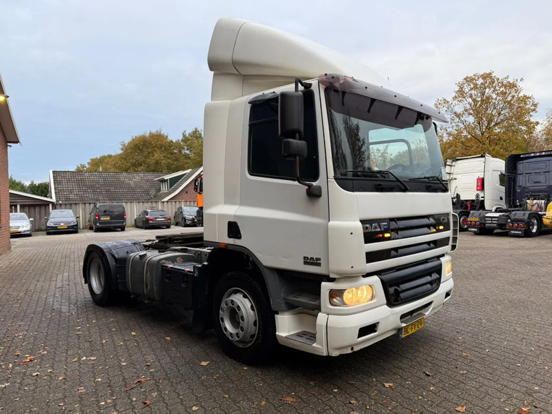 DAF CF 75.250 Handgeschakeld/Manual EURO 3 - יחידת טרקטור: תמונה 4 DAF CF 75.250 Handgeschakeld/Manual EURO 3 - יחידת טרקטור: תמונה 4