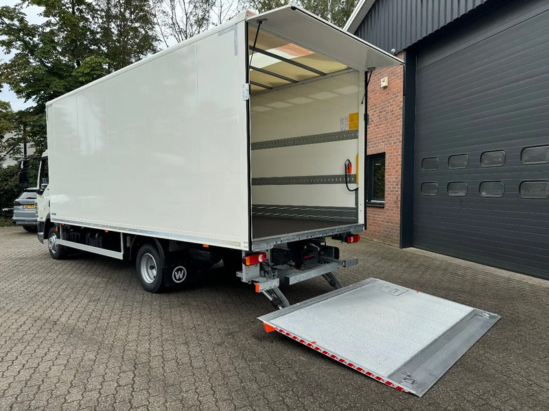 DAF LF 210 FA 6.1M Bakwagen NIEUW, Volledige garantie 3 jaar, Laadklep - Airco - Vangmuil - משאית תיבה: תמונה 4 DAF LF 210 FA 6.1M Bakwagen NIEUW, Volledige garantie 3 jaar, Laadklep - Airco - Vangmuil - משאית תיבה: תמונה 4