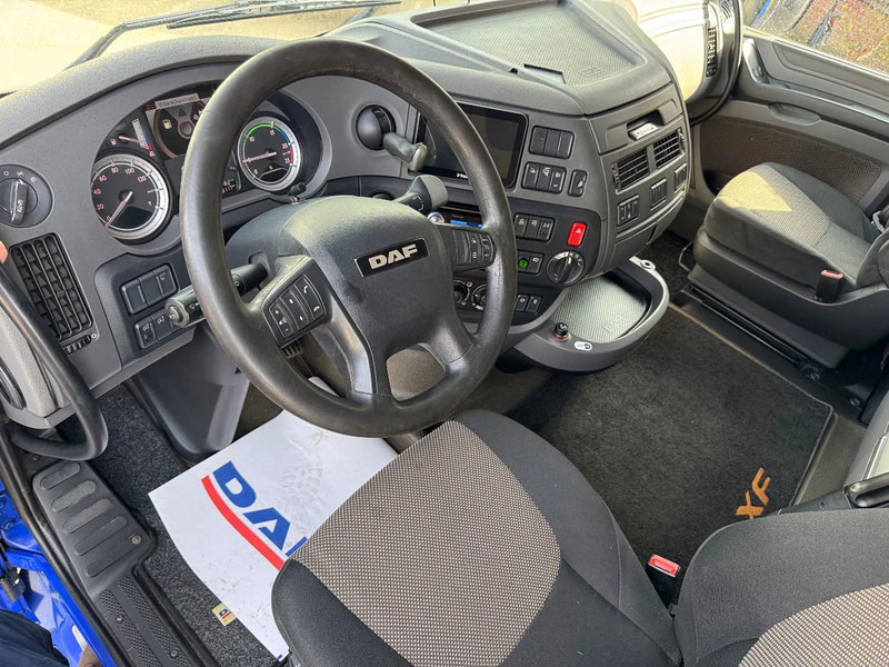 הַחכָּרָה DAF XF 410 6X2 FAS Jumbo/Volume AHK DAF XF 410 6X2 FAS Jumbo/Volume AHK: תמונה 9