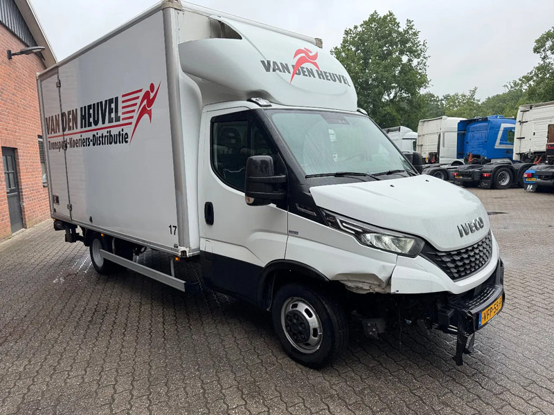Iveco Daily 35C18 Koffer Airco 750KG Laadklep LBW Automatic! - כלי רכב מסחרי עם לוח: תמונה 2 Iveco Daily 35C18 Koffer Airco 750KG Laadklep LBW Automatic! - כלי רכב מסחרי עם לוח: תמונה 2