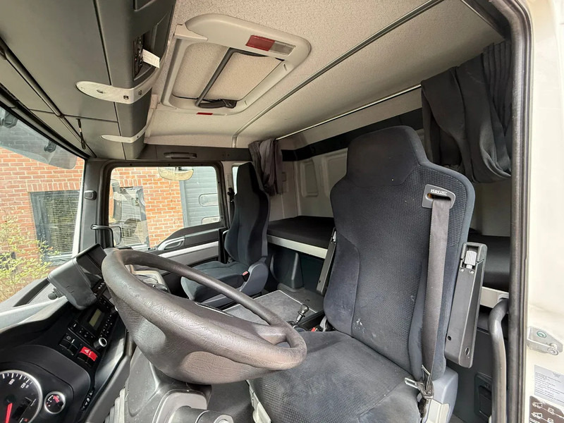 MAN TGM TGM 15.250 4X2 Chassis, Airco, 526.460 KM, Slaapcabine - משאית עם שלדת תא: תמונה 5 MAN TGM TGM 15.250 4X2 Chassis, Airco, 526.460 KM, Slaapcabine - משאית עם שלדת תא: תמונה 5