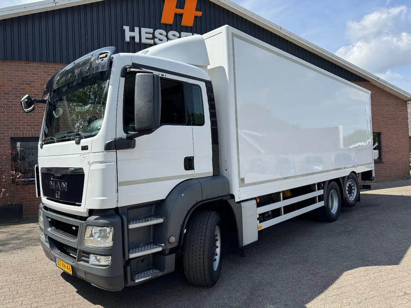 MAN TGS 26.320 EEV Koffer Stuuras AHK 2.500KG LBW 479.810! NL TRUCK - משאית תיבה: תמונה 1 MAN TGS 26.320 EEV Koffer Stuuras AHK 2.500KG LBW 479.810! NL TRUCK - משאית תיבה: תמונה 1