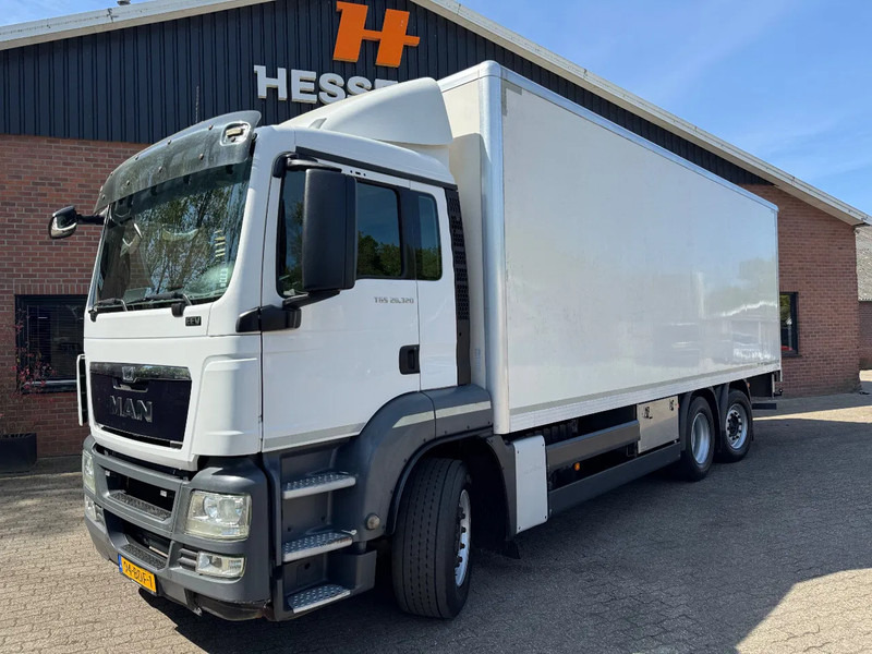 MAN TGS 26.320 EEV Koffer Stuuras AHK 3.000KG LBW 337.340KM! NL TRUCK - משאית תיבה: תמונה 1 MAN TGS 26.320 EEV Koffer Stuuras AHK 3.000KG LBW 337.340KM! NL TRUCK - משאית תיבה: תמונה 1