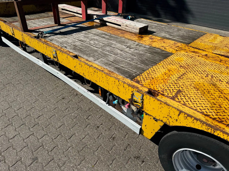 Nooteboom OSDS-48-03V 6M Uitschuifbaar Naloop stuuras Verbreders - סמיטריילר עם מטען נמוך: תמונה 5 Nooteboom OSDS-48-03V 6M Uitschuifbaar Naloop stuuras Verbreders - סמיטריילר עם מטען נמוך: תמונה 5