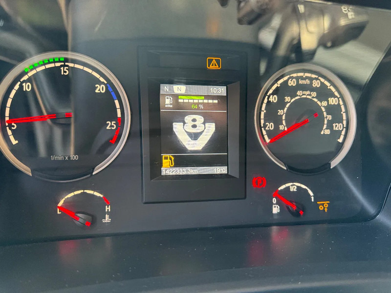 יחידת טרקטור Scania R520 V8 6X2 Topline Retarder 2x tank original NL Truck: תמונה 8