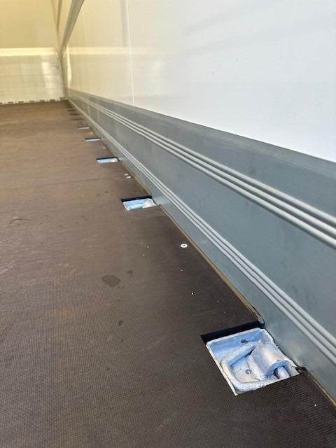 גוף החלפה - תיבה BDF-System, 7.450 mm lang, Durchladesystem mit Überfahrblech, Portal Doppelflügeltür,: תמונה 6 גוף החלפה - תיבה BDF-System, 7.450 mm lang, Durchladesystem mit Überfahrblech, Portal Doppelflügeltür,: תמונה 6