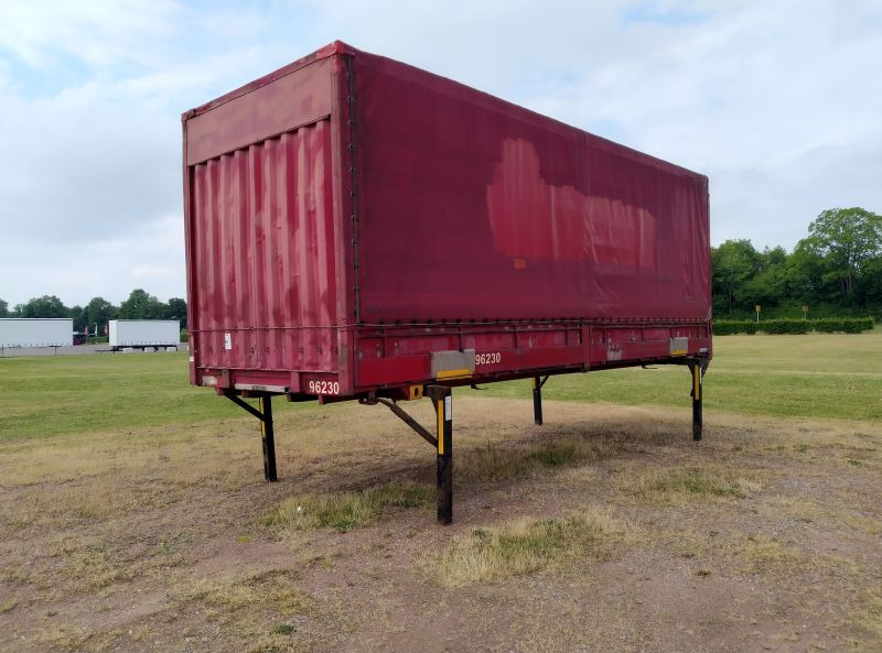 גוף החלפה עם וילונות צד Krone Wechselpritsche mit Bordwänden und Plane, BDF-System, 7.450 mm lang.: תמונה 7 גוף החלפה עם וילונות צד Krone Wechselpritsche mit Bordwänden und Plane, BDF-System, 7.450 mm lang.: תמונה 7