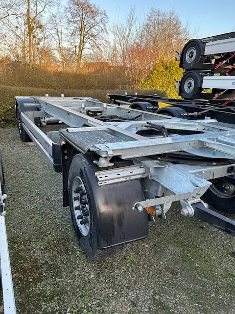 Schmitz Cargobull BDF-System, Standard, ohne Zulassung. - קרון נגרר מוביל מכולות/ החלפת גוף: תמונה 1 Schmitz Cargobull BDF-System, Standard, ohne Zulassung. - קרון נגרר מוביל מכולות/ החלפת גוף: תמונה 1