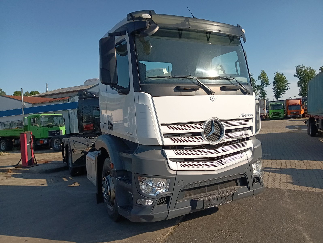 Mercedes-Benz 2545 6x2 Lenk/Lift MEILLER RK2070 Luft/Luft - משאית עם שלדת תא: תמונה 1 Mercedes-Benz 2545 6x2 Lenk/Lift MEILLER RK2070 Luft/Luft - משאית עם שלדת תא: תמונה 1