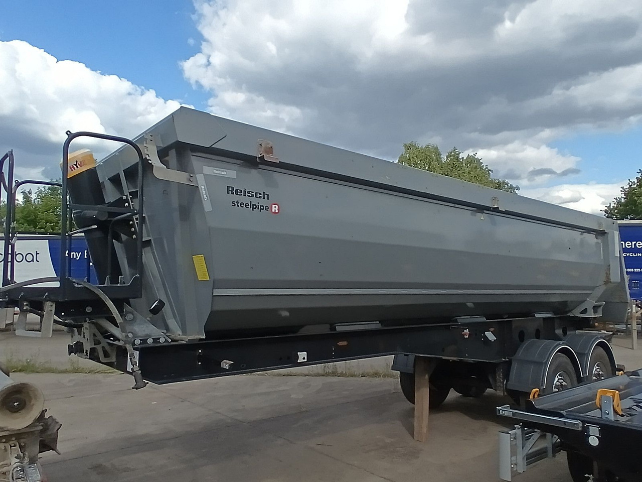 Reisch RHKS-2-SR07 25m3 2-A HARDOX ALCOA FullOption5,3t - סמיטריילר עם מזהיר: תמונה 2 Reisch RHKS-2-SR07 25m3 2-A HARDOX ALCOA FullOption5,3t - סמיטריילר עם מזהיר: תמונה 2