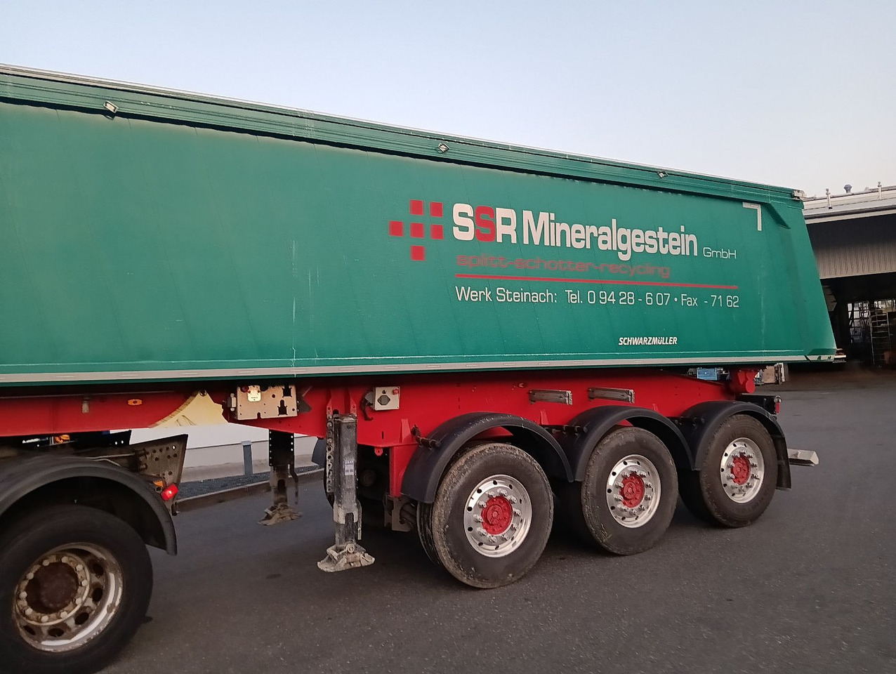 Schwarzmüller 3-A Alumulde ALCOA 27m3 SAF Lift 5,4t el.Verdeck - סמיטריילר עם מזהיר: תמונה 5 Schwarzmüller 3-A Alumulde ALCOA 27m3 SAF Lift 5,4t el.Verdeck - סמיטריילר עם מזהיר: תמונה 5