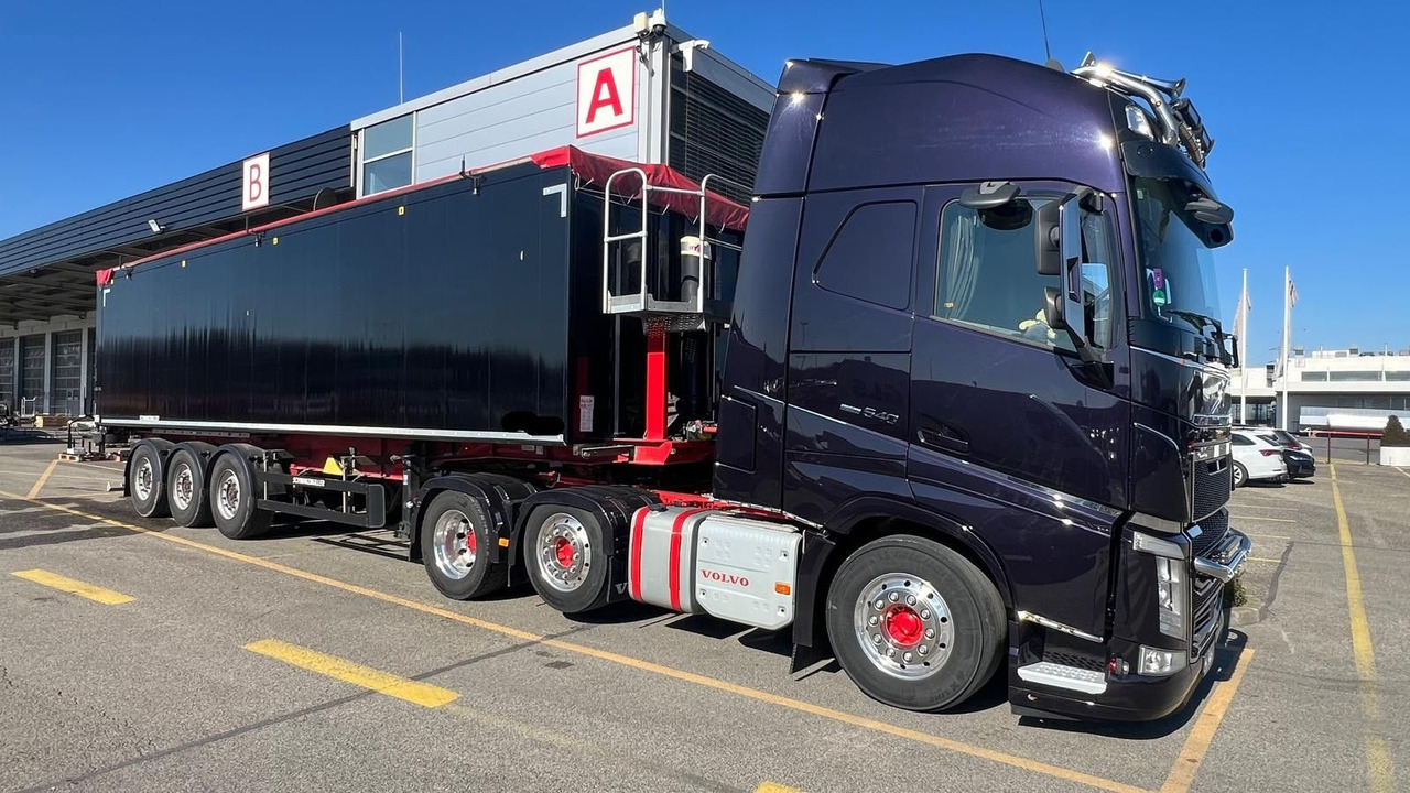 Schwarzmüller K-Serie ALU 54m3 Getreide 6250kg TopZustand - סמיטריילר עם מזהיר: תמונה 4 Schwarzmüller K-Serie ALU 54m3 Getreide 6250kg TopZustand - סמיטריילר עם מזהיר: תמונה 4