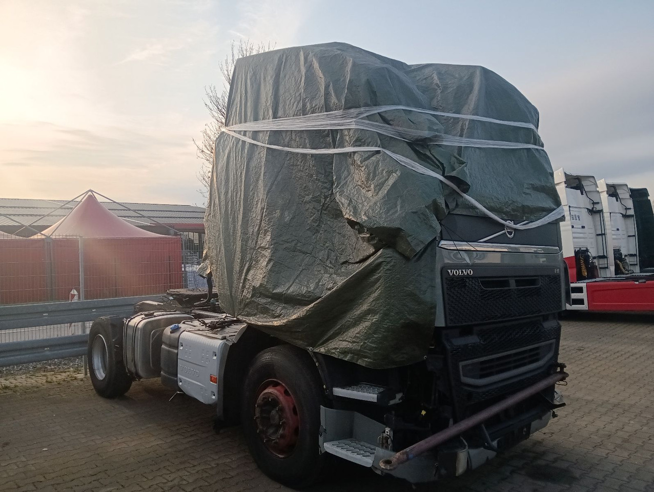 הַחכָּרָה  Volvo FH 500 Globe CRAWLER Hydr.,Luft/Luft Motor läuft Volvo FH 500 Globe CRAWLER Hydr.,Luft/Luft Motor läuft: תמונה 8