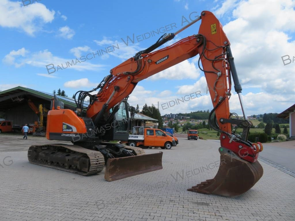 Doosan DX 235 LCR-5 - מחפר סורק: תמונה 2 Doosan DX 235 LCR-5 - מחפר סורק: תמונה 2