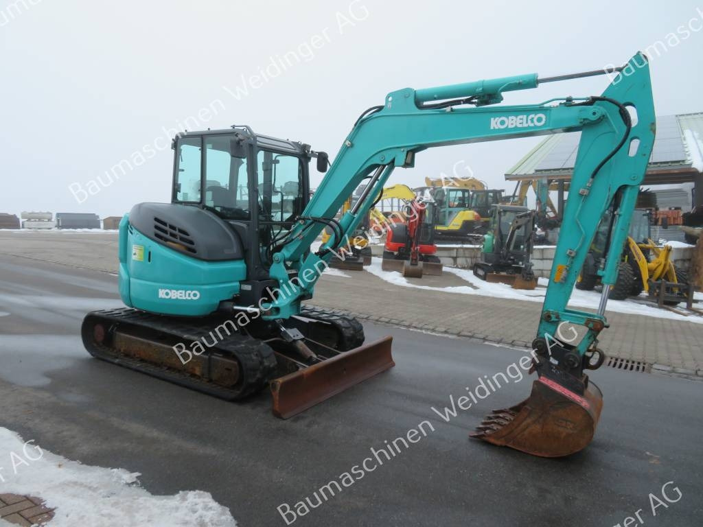 Kobelco SK 55 SRX-6 - מיני מחפר: תמונה 1 Kobelco SK 55 SRX-6 - מיני מחפר: תמונה 1