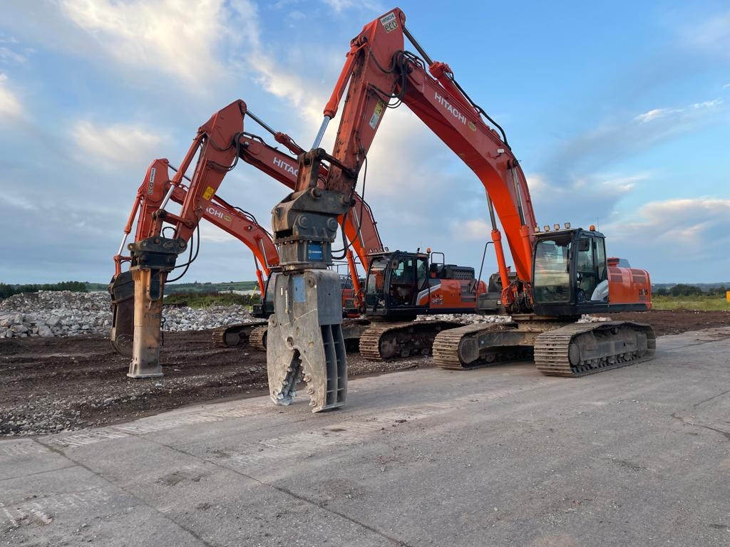 HAMMER RH35 Rotating Pulveriser to suit Hitachi ZX350 - מחפר הריסה: תמונה 1 HAMMER RH35 Rotating Pulveriser to suit Hitachi ZX350 - מחפר הריסה: תמונה 1