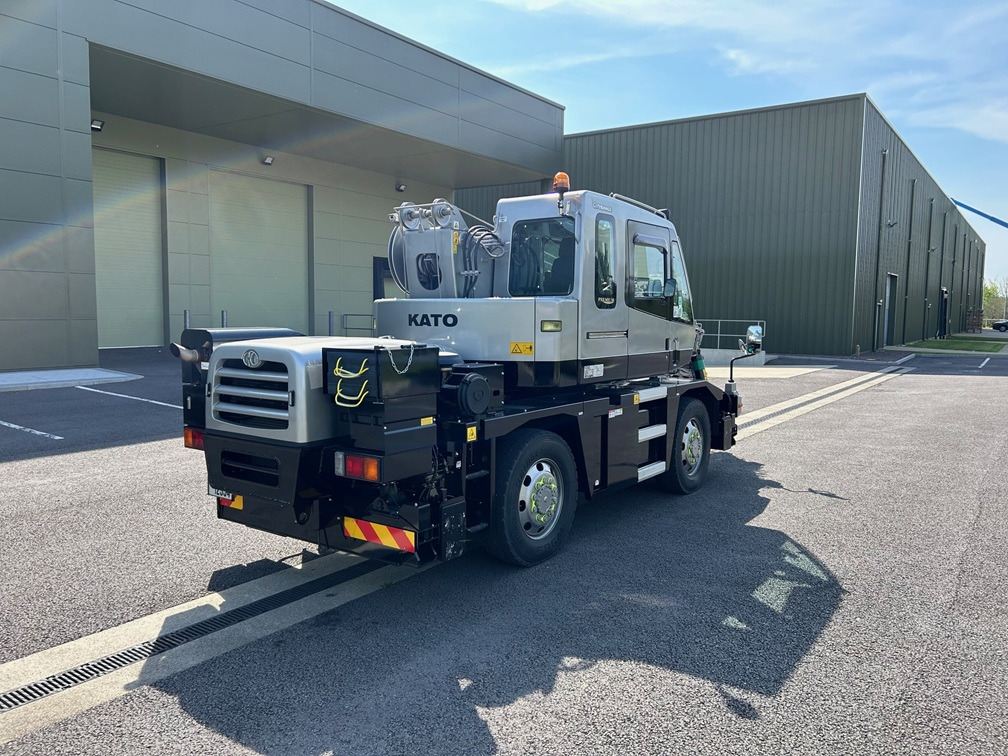 KATO 13 Ton City Crane - Only 17,000Kms from New - עגורן נייד: תמונה 3 KATO 13 Ton City Crane - Only 17,000Kms from New - עגורן נייד: תמונה 3