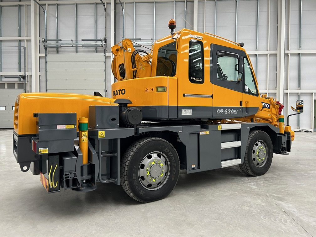 KATO CR-130Ri - 13 Ton City Crane in Excellent Condition - עגורן נייד: תמונה 3 KATO CR-130Ri - 13 Ton City Crane in Excellent Condition - עגורן נייד: תמונה 3