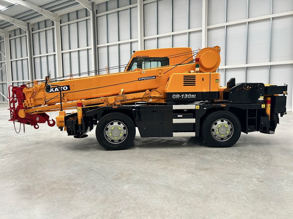 KATO CR-130Ri - 13 Ton City Crane with Only 8,563 miles from New !! - עגורן נייד: תמונה 4 KATO CR-130Ri - 13 Ton City Crane with Only 8,563 miles from New !! - עגורן נייד: תמונה 4